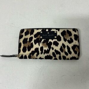 Kate Spade Wallet in Good used shape
